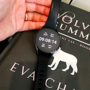 SAMSUNG Galaxy Watch 5 [2022] Latin Specs (40mm) Bluetooth Aluminum Case